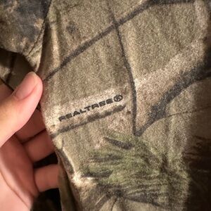 Long sleeve real tree camo t-shirt